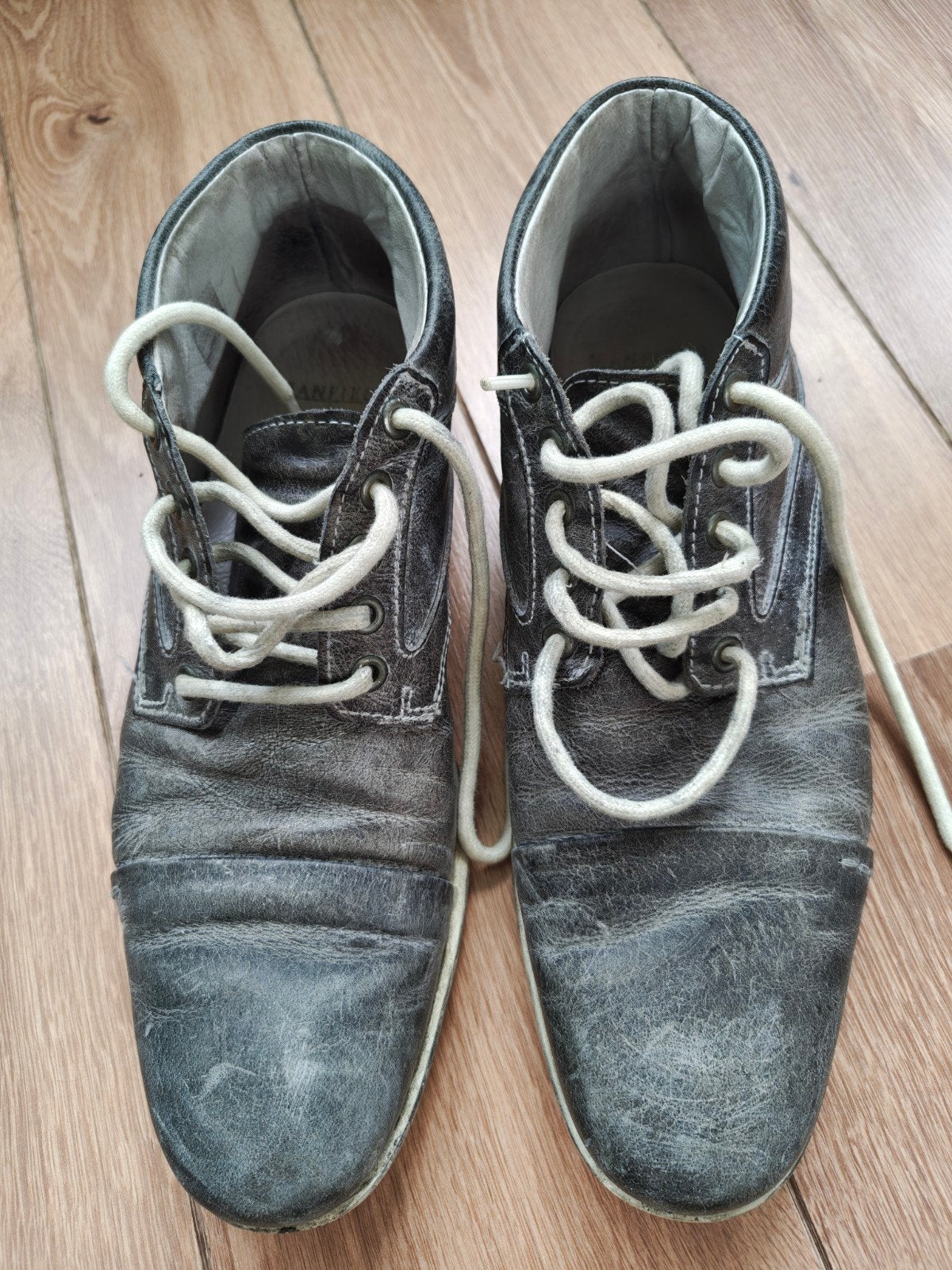 Mannen schoenen maat 42, Ophalen