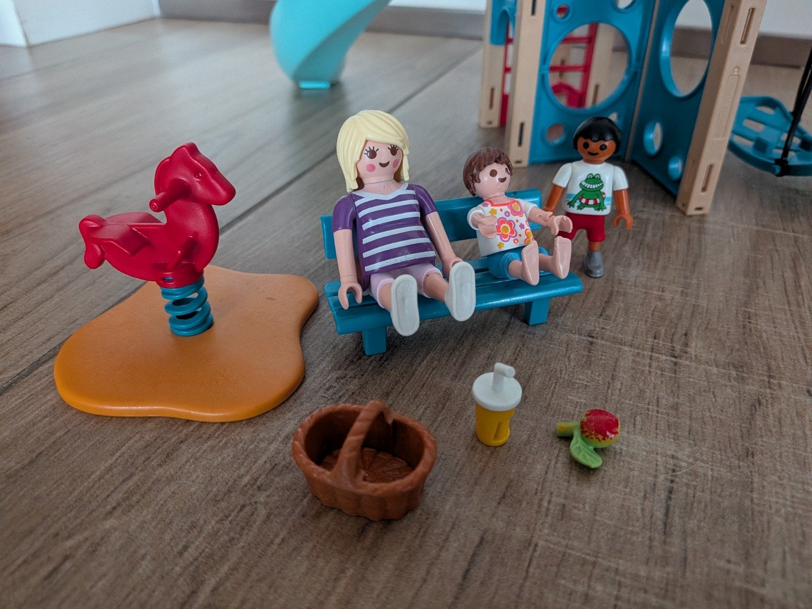 Playmobil speeltuin met poppetjes en accessoires, Ophalen, Gebruikt, Complete set, Overige typen