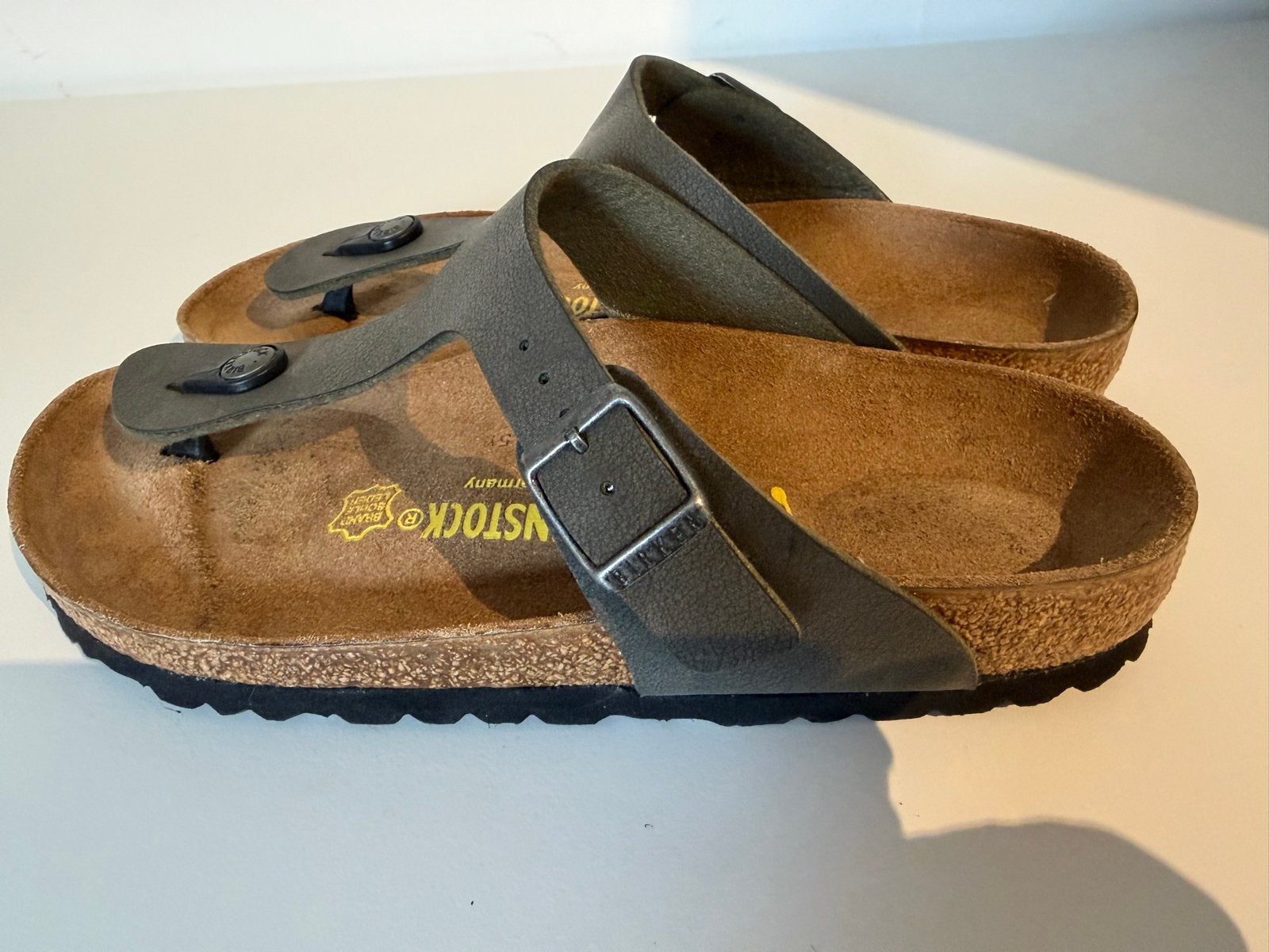Birkenstock Gizeh sandalen - Maat 38 - Zo goed als nieuw, Ophalen of Verzenden, Zo goed als nieuw, Grijs, Sandalen of Muiltjes