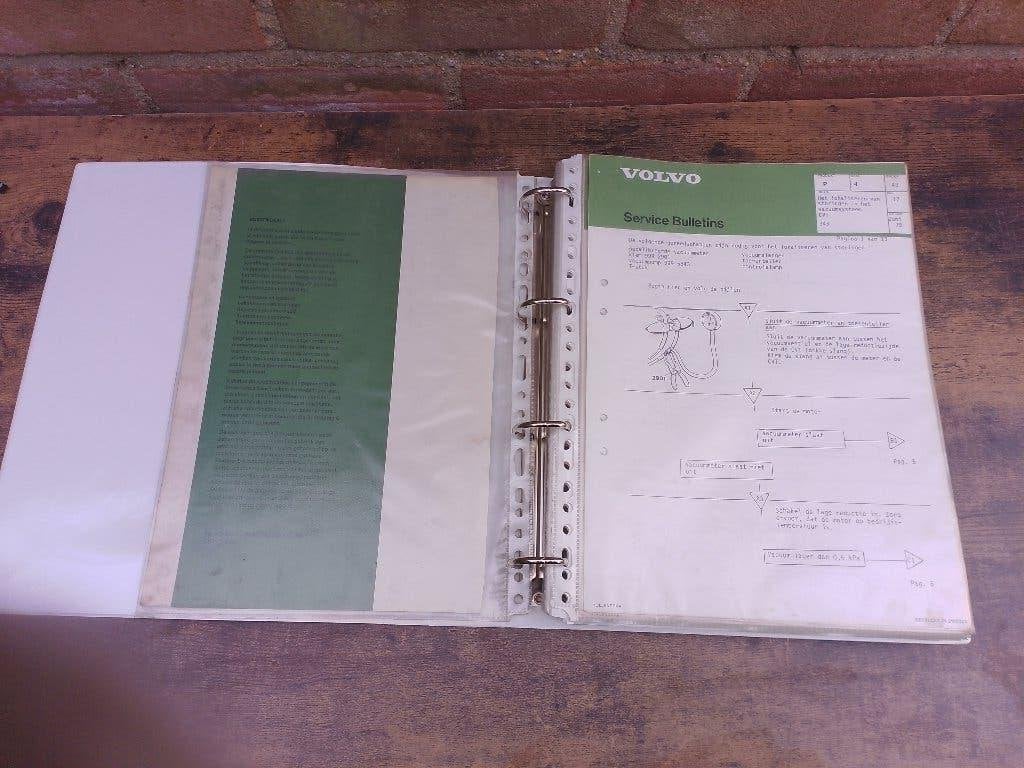 Klapper Technische dealer informatie reparatie Volvo 343  66, Verzenden, Zo goed als nieuw, Volvo