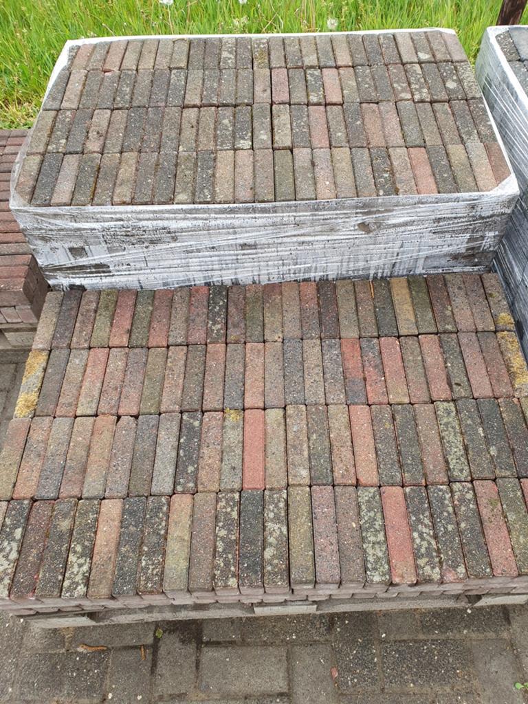 Te koop, 10m2 gebruikte waaltjes 20x5x6, Ophalen, Gebruikt, Beton, Klinkers