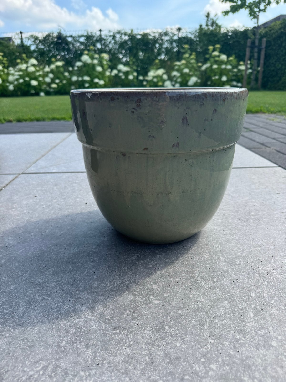 Mooie lichtgroene bloempot, 24 cm hoog, 27 cm doorsnee, Tuin en Terras, Bloempotten, 25 tot 40 cm, Gebruikt, Rond, Binnen