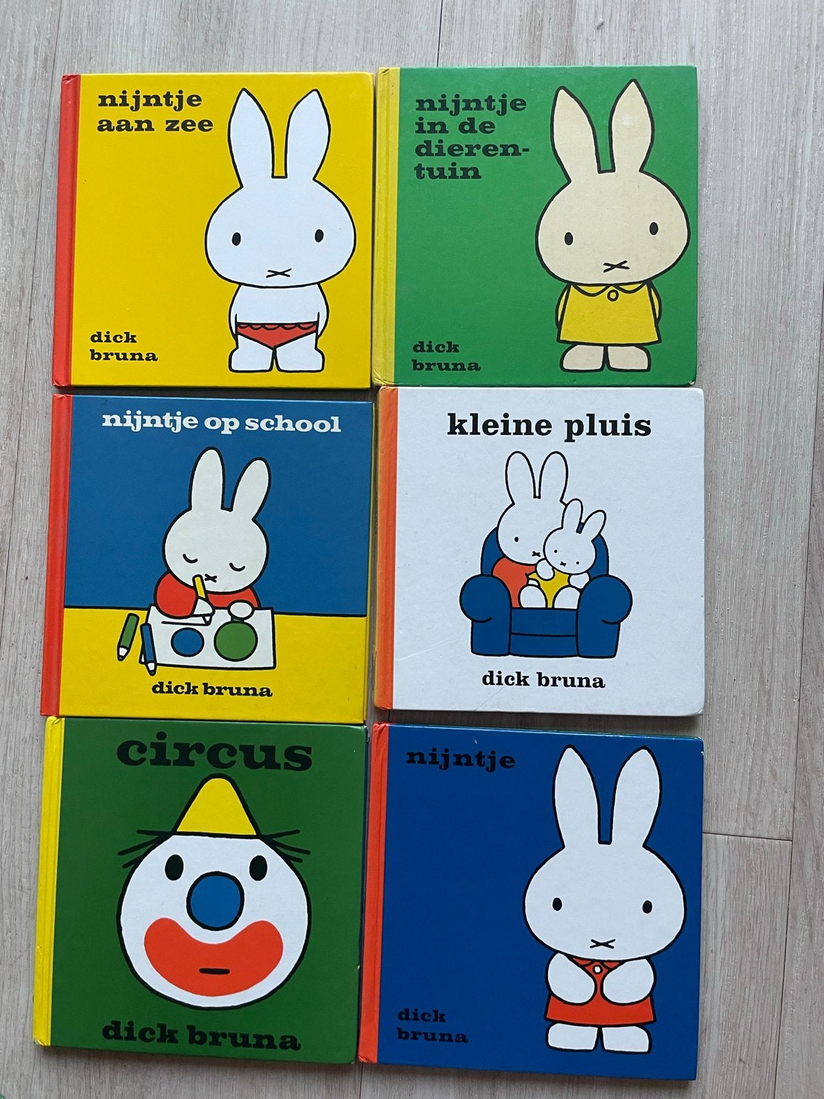 Nijntje Boekjes Collectie - Dick Bruna (6 stuks), Gelezen, Fictie algemeen, Jongen of Meisje, Ophalen of Verzenden