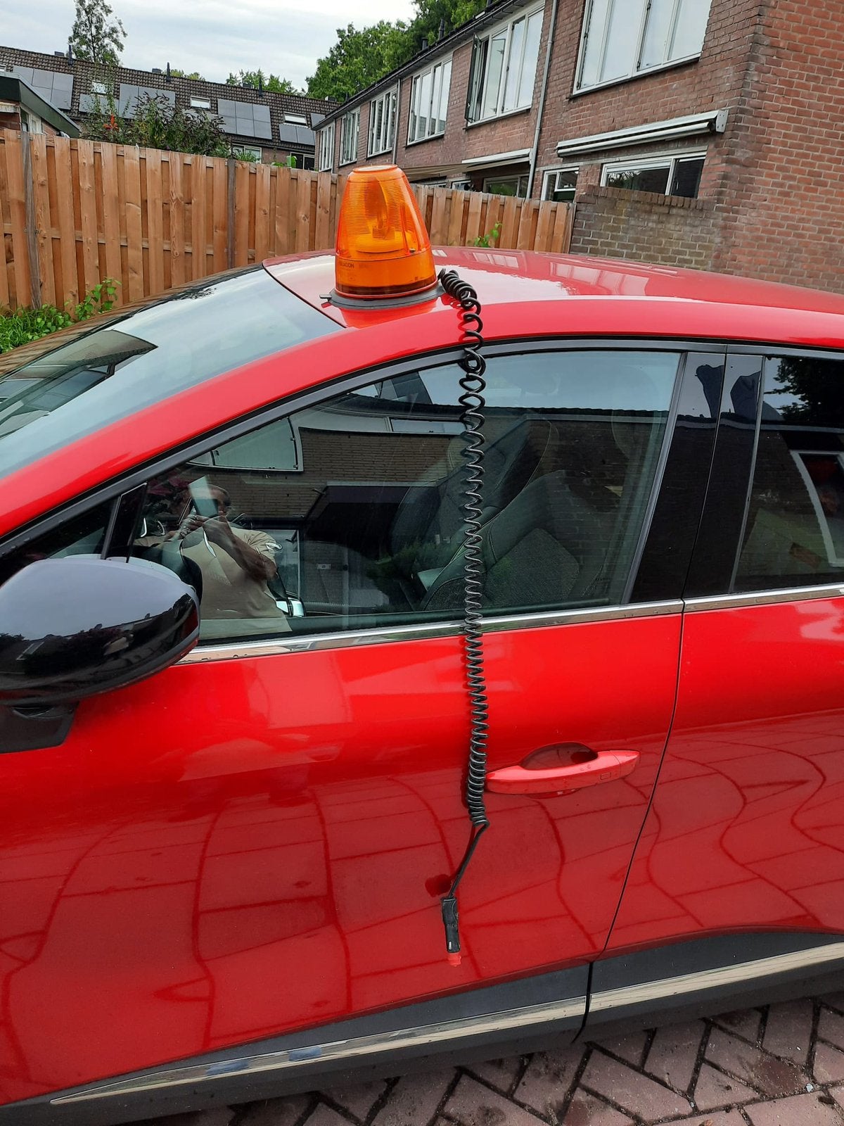 Veiligheidslamp voor op je auto, Ophalen