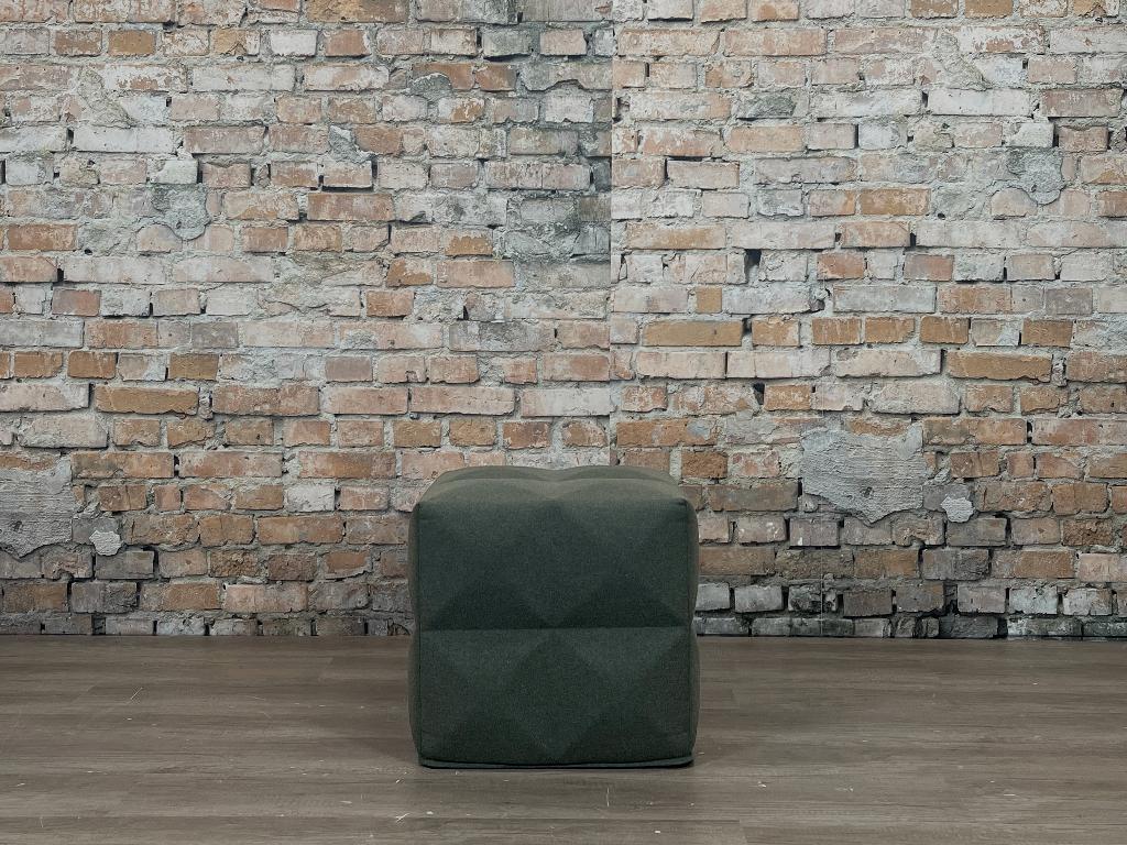 BuzziSpace Buzzicube 3D groen bij TheReSales, Huis en Inrichting, Banken | Voetenbanken en Poefen, Ophalen, Minder dan 50 cm, Design
