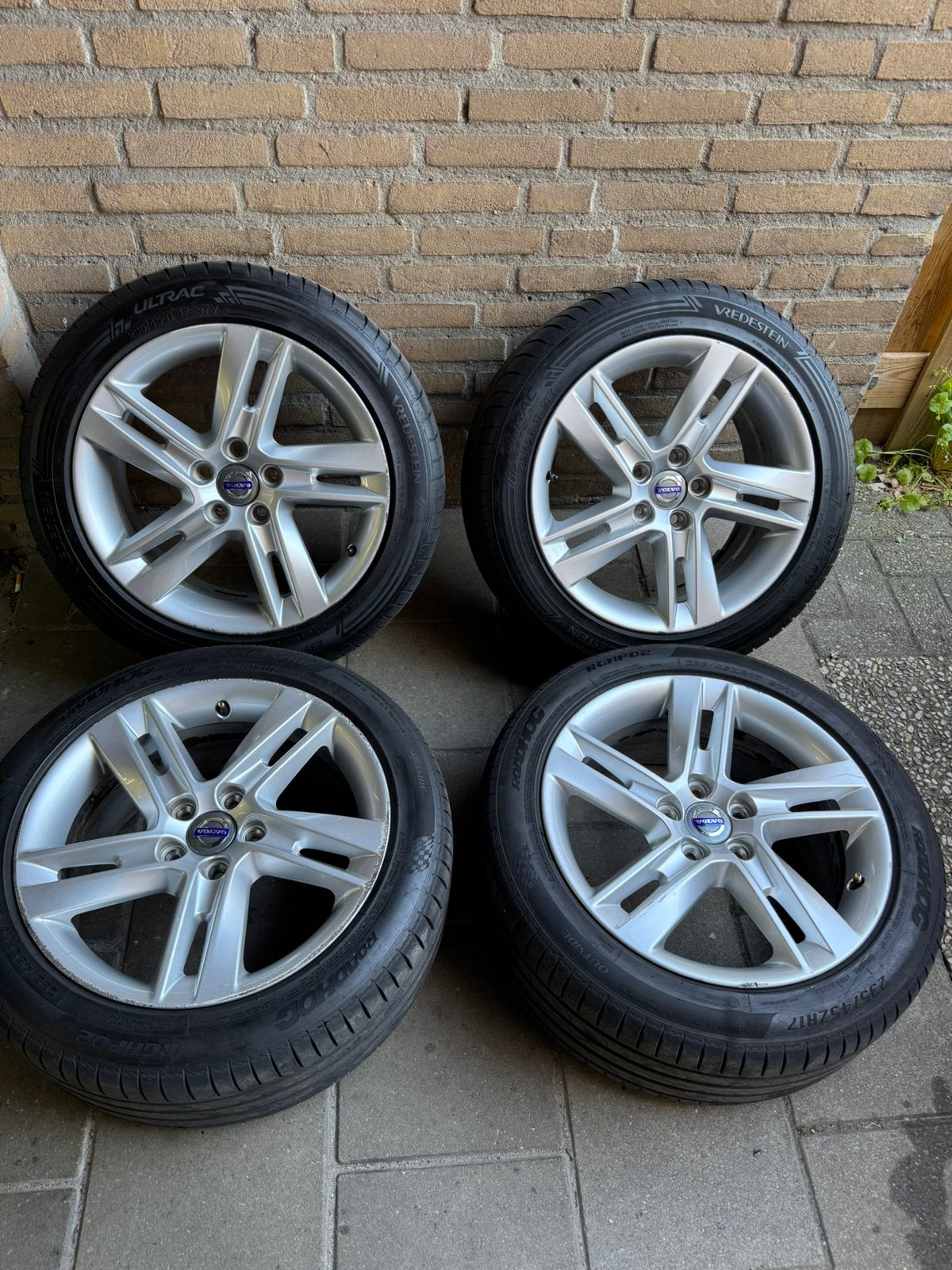 Volvo V60 Sadia 17” Velgen, Ophalen, Banden en Velgen, 17 inch, 235 mm