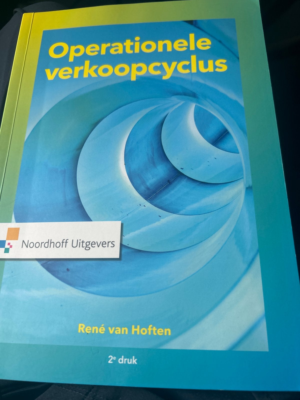 Operationele verkoopcyclus - René van Hoften (2e druk), Boeken, Ophalen of Verzenden, Zo goed als nieuw, HBO