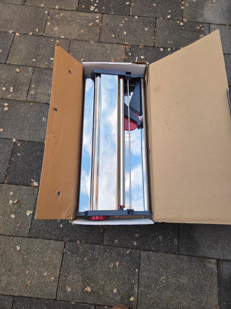 Te koop behangtafel en behangmachine, Doe-het-zelf en Verbouw, Ophalen, Zo goed als nieuw, Overige typen