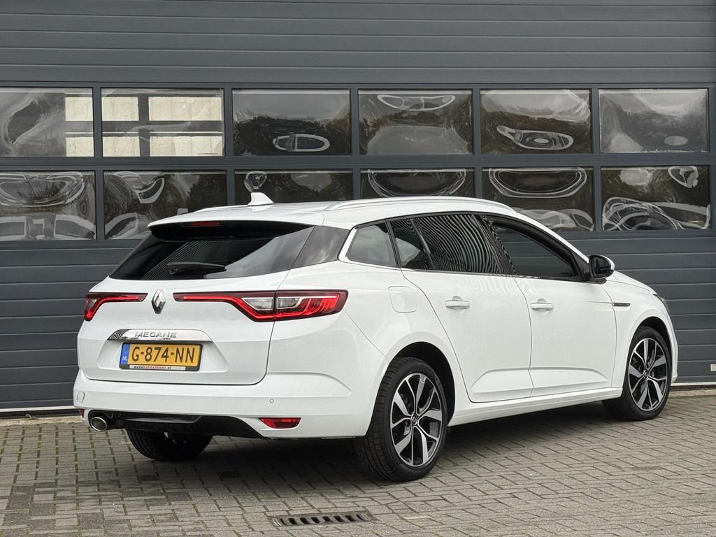 RENAULT MÉGANE ESTATE 1.3 TCE BOSE I AUTOMAAT I APPLE CARPL, Auto's, Renault, Gebruikt, 4 cilinders, Met garantie (alle), Leder en Stof