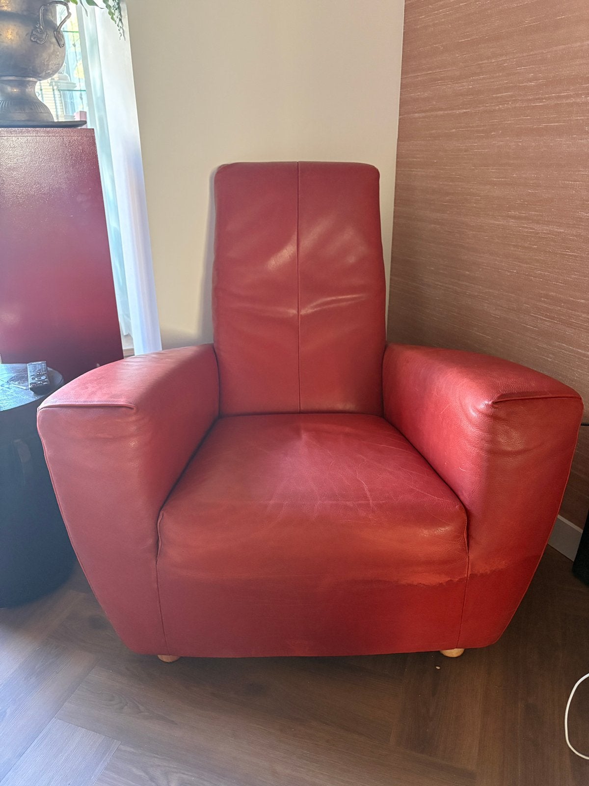 GERARD VAN DEN BERG LONGA FAUTEUIL, Ophalen of Verzenden, Zo goed als nieuw, 50 tot 75 cm, Leer
