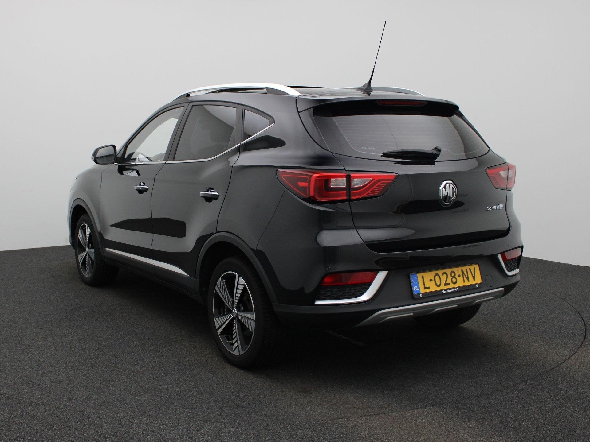 MG MG ZS EV Luxury 45 kWh | Automaat | Panoramadak | Leder |, Auto's, Gebruikt, 143 pk, ZS, 1507 kg