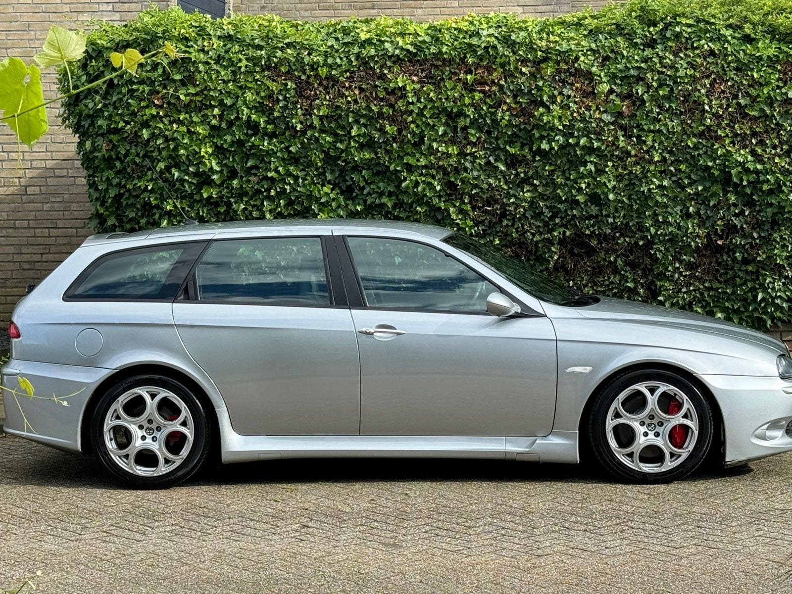 Alfa Romeo 156 3.2 V6 GTA Sportwagon 2002 Grijs, Voorwielaandrijving, 1435 kg, Handgeschakeld, Particulier