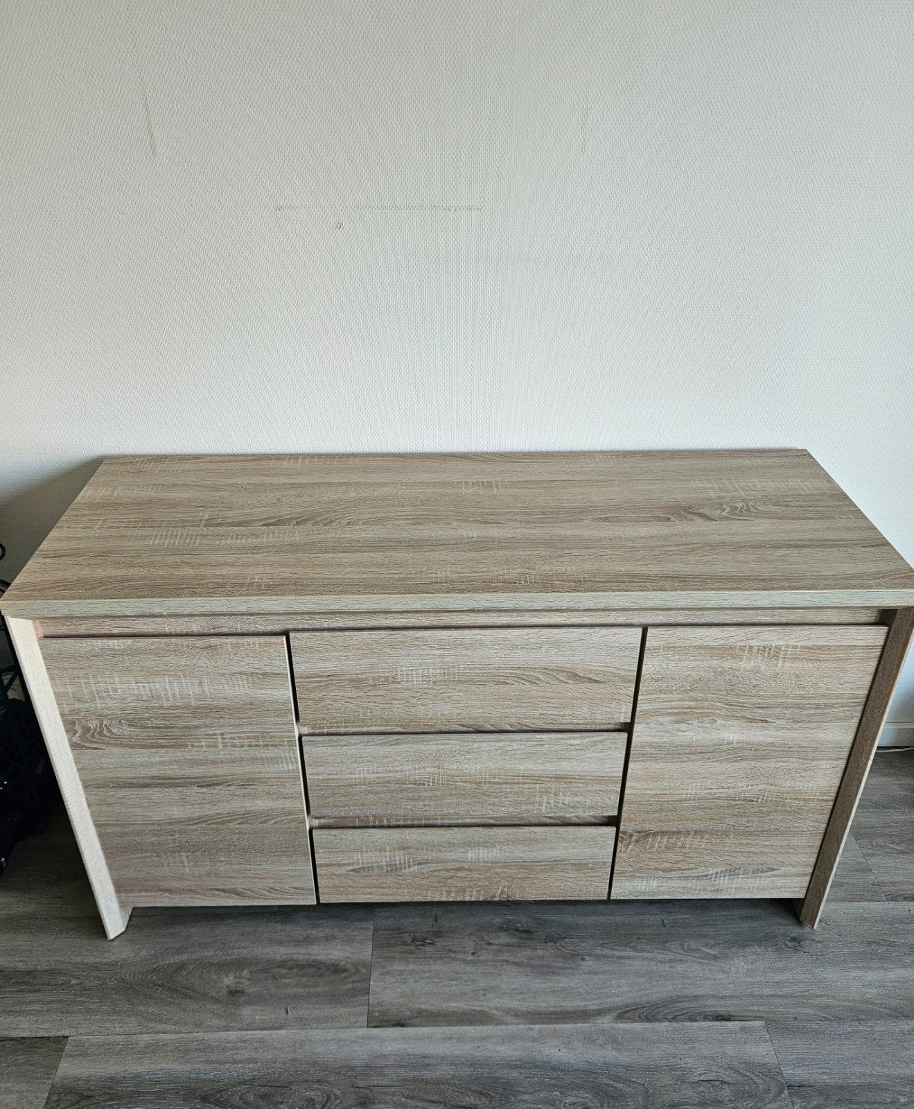 JYSK dressoir in licht hout kleur, Huis en Inrichting, Kasten | Dressoirs, Ophalen, Zo goed als nieuw, 25 tot 50 cm