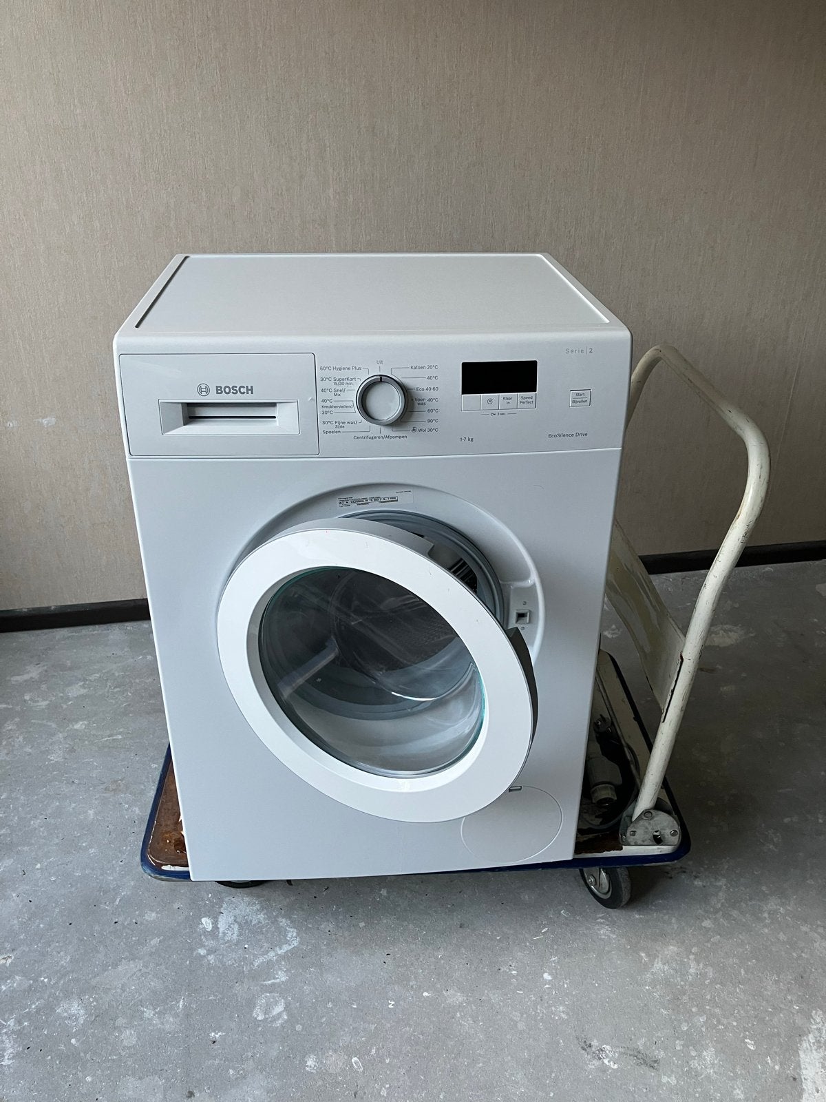 Bosch Wasmachine Serie 2 WAJ28080NL - Zo goed als nieuw, Ophalen, Zo goed als nieuw, Voorlader, 85 tot 90 cm