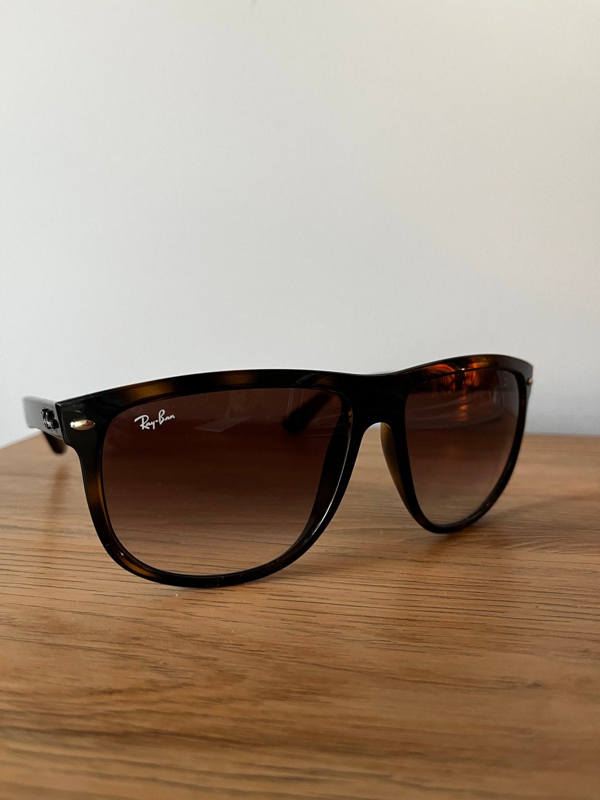 Ray-Ban Zonnebril RB4147 - Bruin unisex, Zonnebril, Bruin, Ophalen of Verzenden, Zo goed als nieuw
