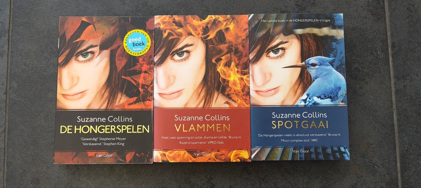 De Hongerspelen Trilogie - Suzanne Collins (3 boeken), Ophalen, Gelezen, Suzanne Collins