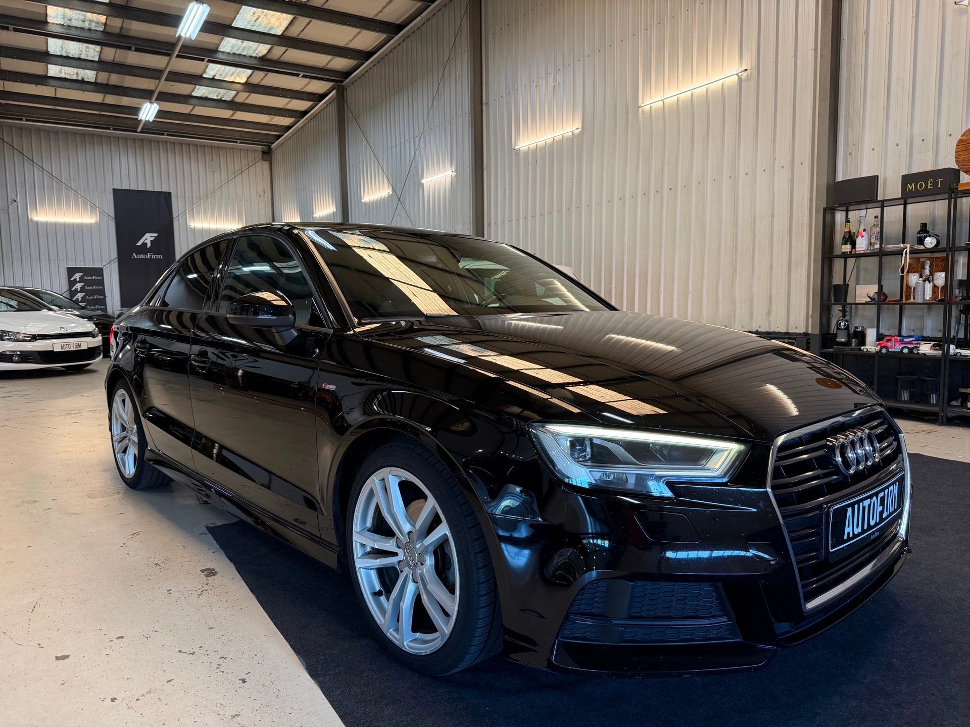 Audi A3 Limousine 1.0 TFSI Sport S Line Edition NAP 116PK Na, Auto's, Audi, Voorwielaandrijving, 1160 kg, Zwart, Origineel Nederlands