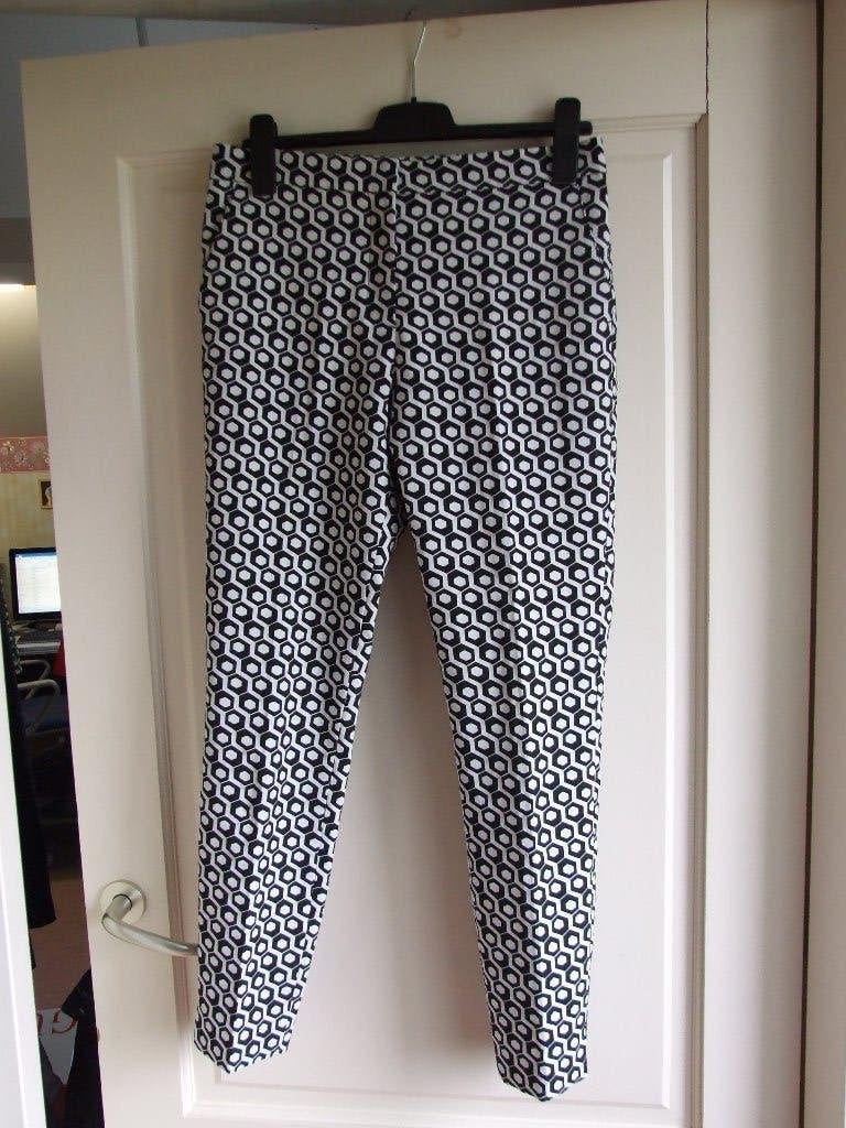Vanilia nieuw zwarte/witte broek in retroprint 38, Kleding | Dames, Broeken en Pantalons, Maat 38/40 (M), Meerkleurig, Vanilia