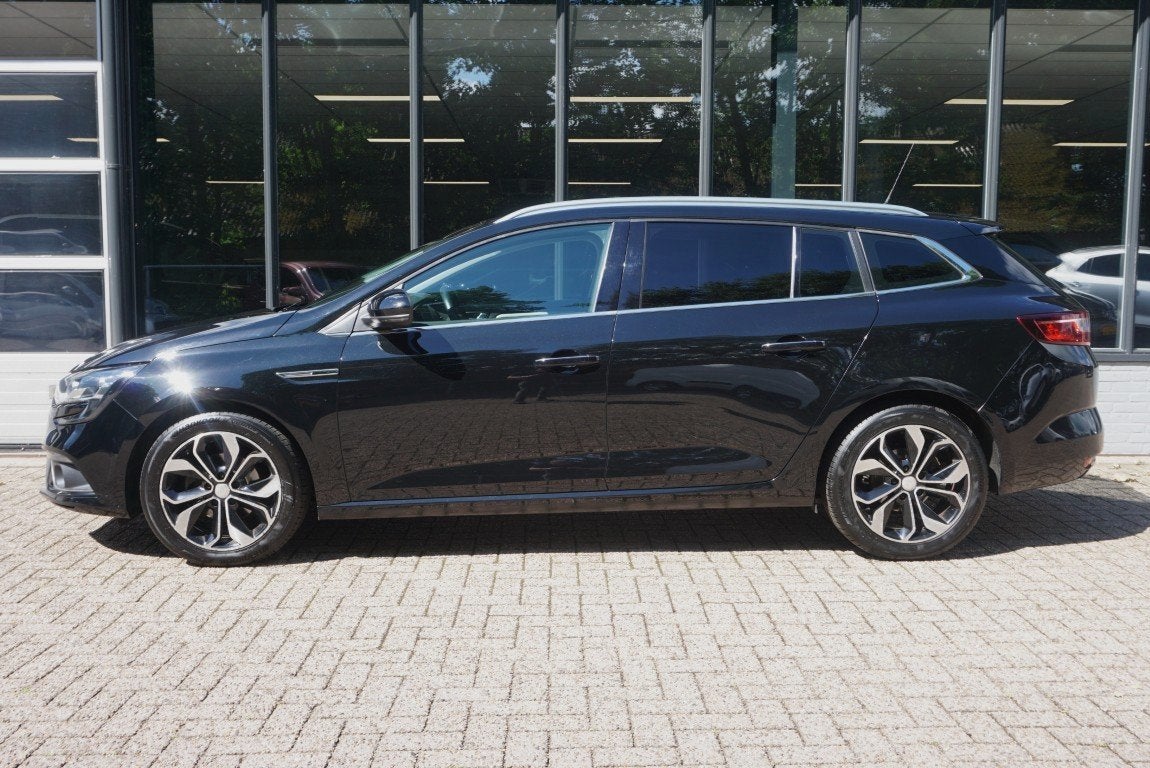 Renault Mégane Estate 1.2 TCe Limited (bj 2017, automaat), 12 maanden, Gebruikt, Euro 6, 4 cilinders