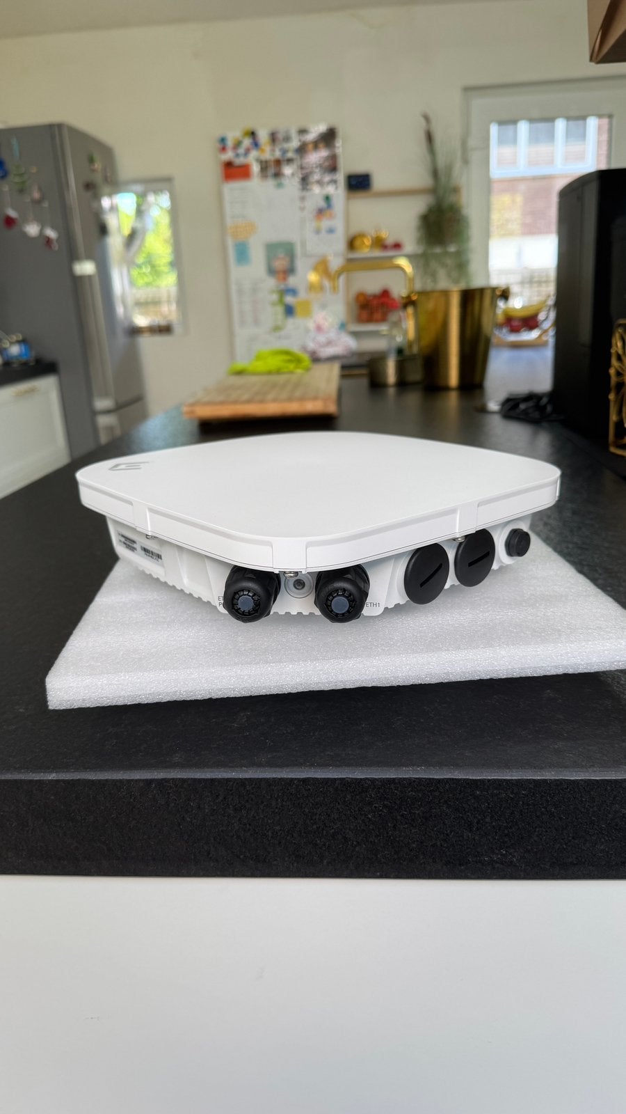 Extreme networks AP460C wifi6 Outdoor Accesspoint !!NIEUW!!, Computers en Software, Accesspoints, Ophalen of Verzenden, Nieuw