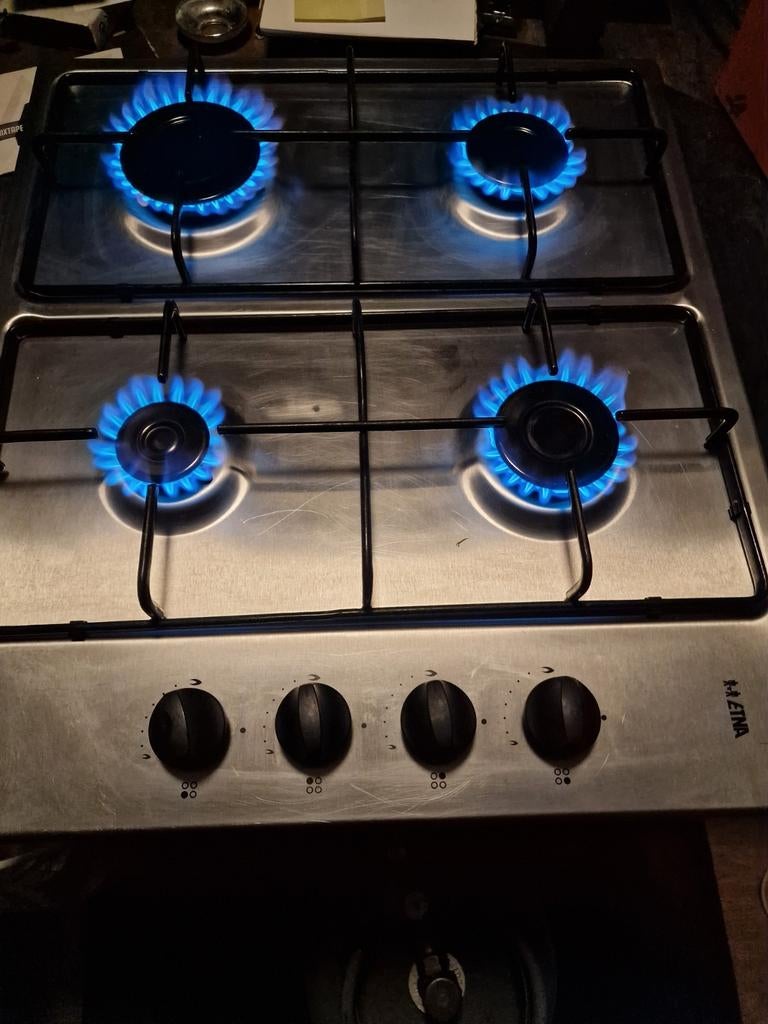ETNA GASKOOKPLAAT OP BUTAAN PROPAAN GASFLES, Zo goed als nieuw, Inbouw, Gas, 4 kookzones