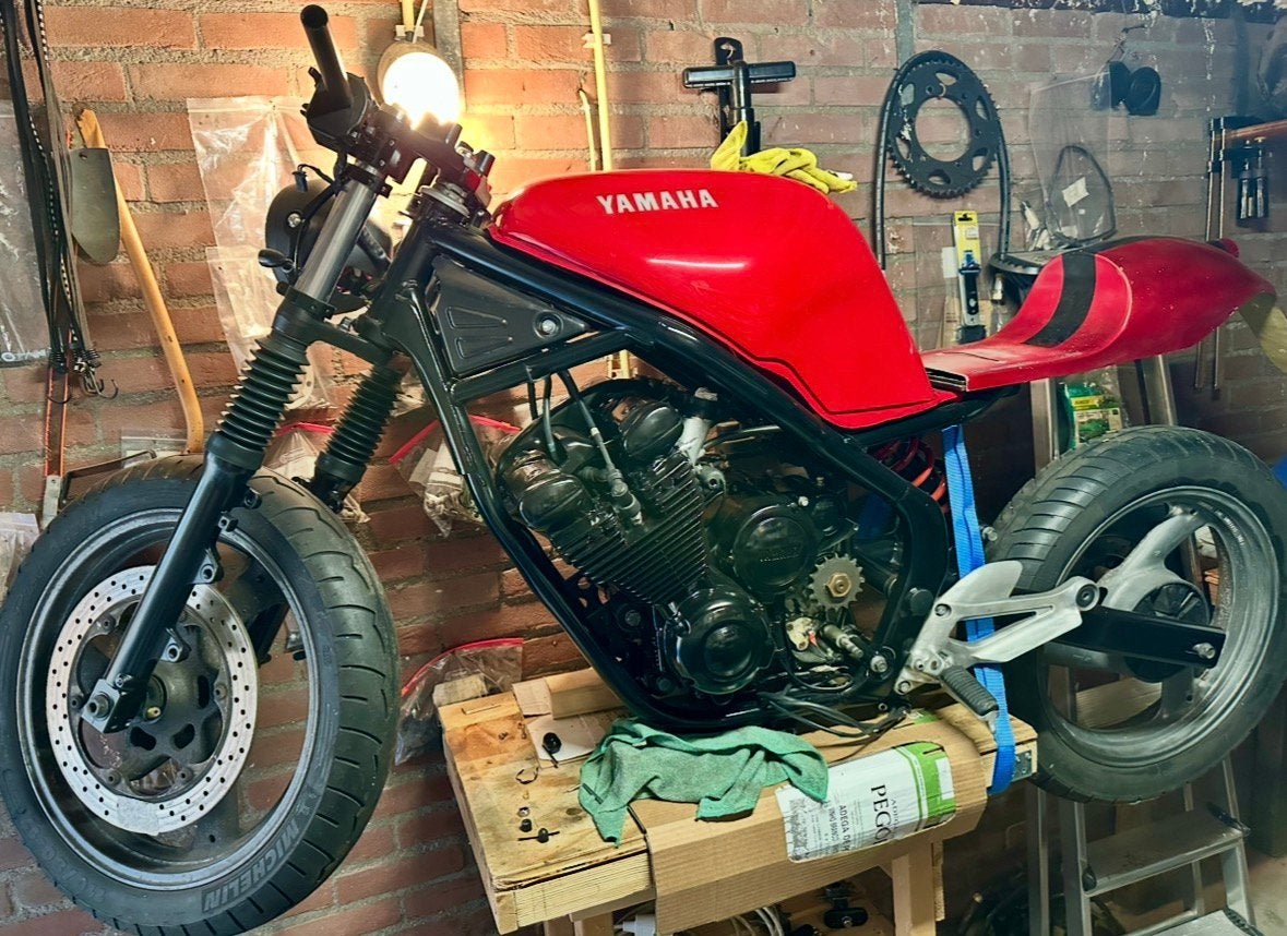 XJ 600 Caferacer Project or for Parts, Ophalen, Gebruikt