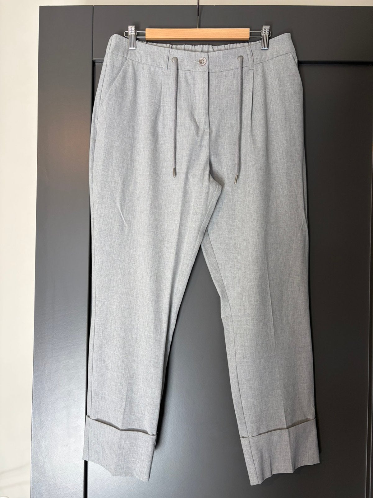 Heerlijke broek van Summum te koop met lichte stretchband, Verzenden, Maat 42/44 (L), Zo goed als nieuw, Grijs