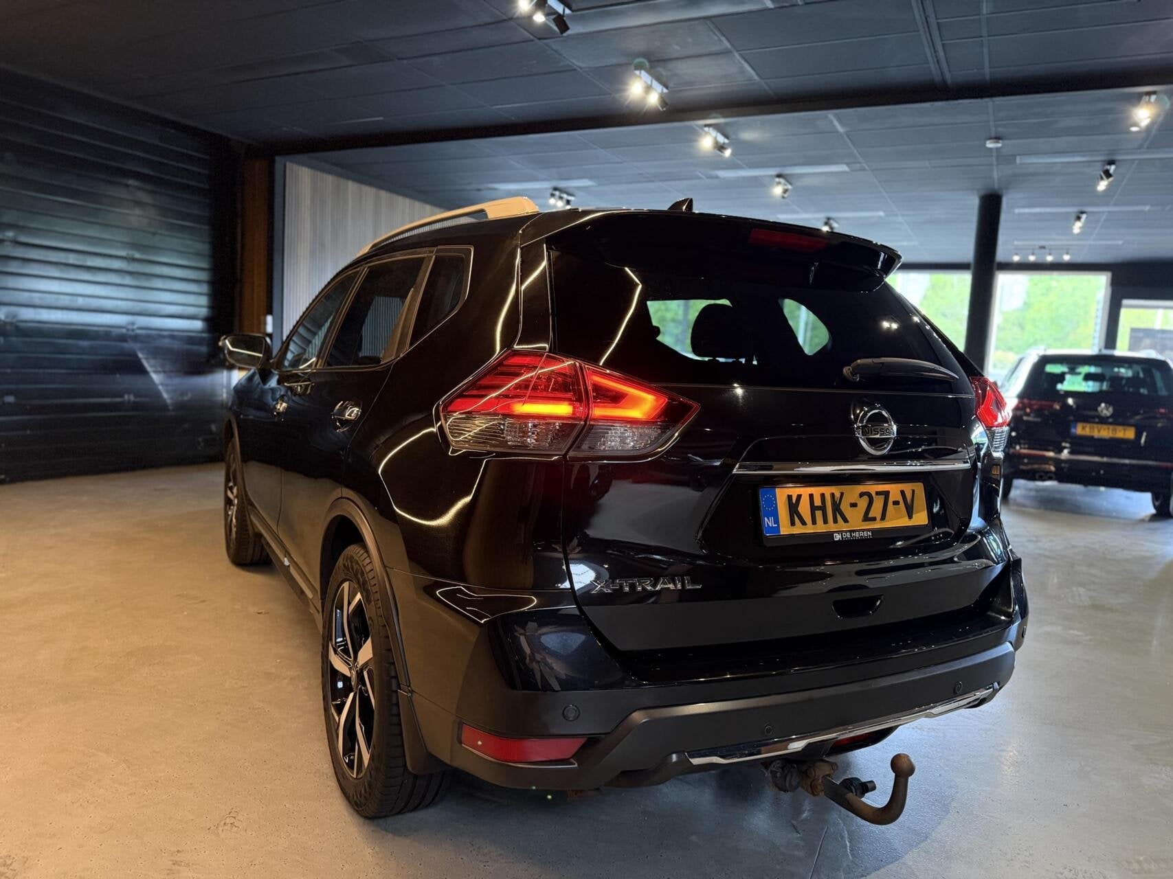 Foto 30 van Nissan X-Trail 1.3 DIG-T N-Tec PANO,TREKH,19''BOSEElecStoel