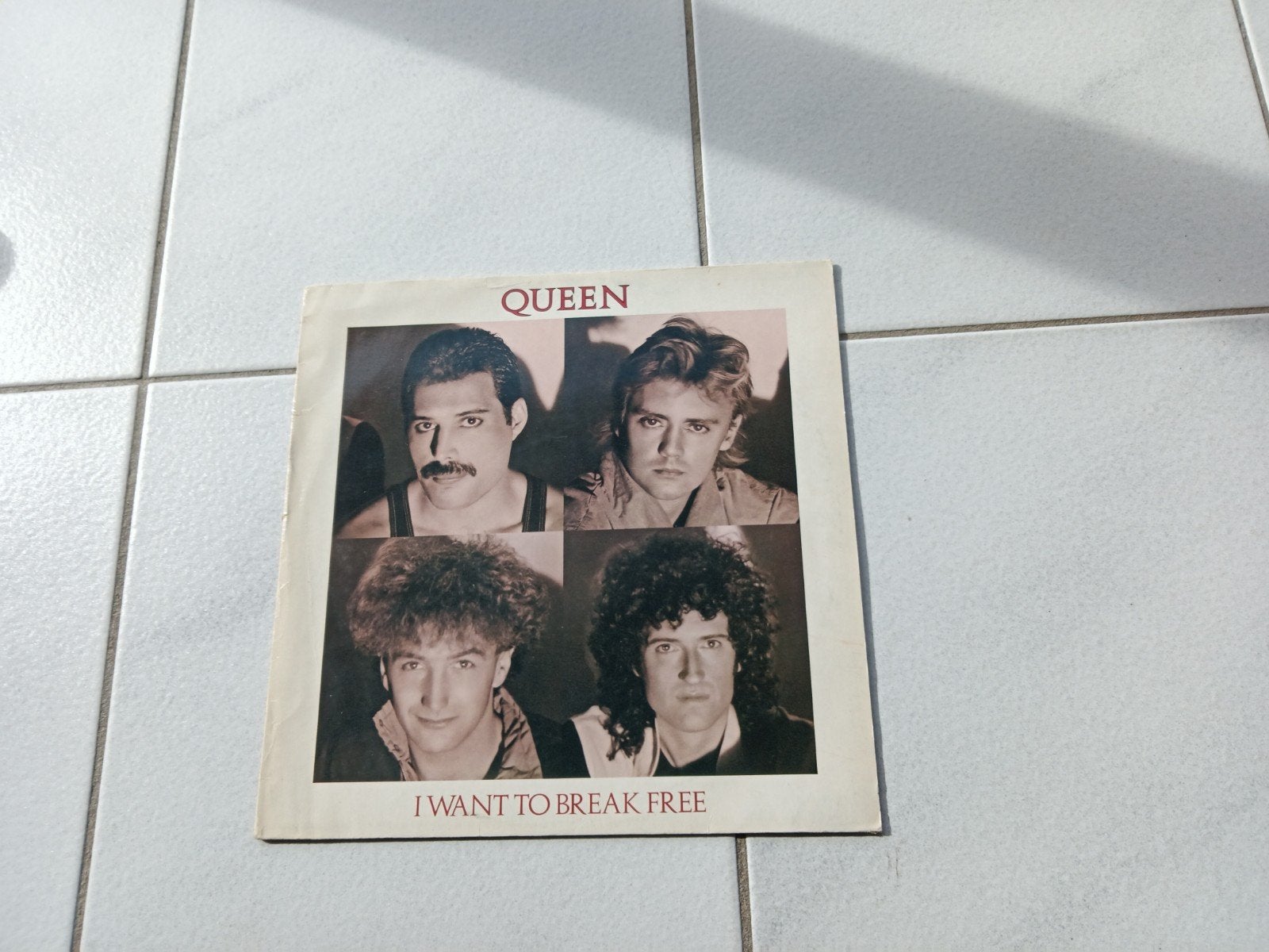 LP van Queen, Gebruikt, Overige genres, Ophalen of Verzenden, 12 inch