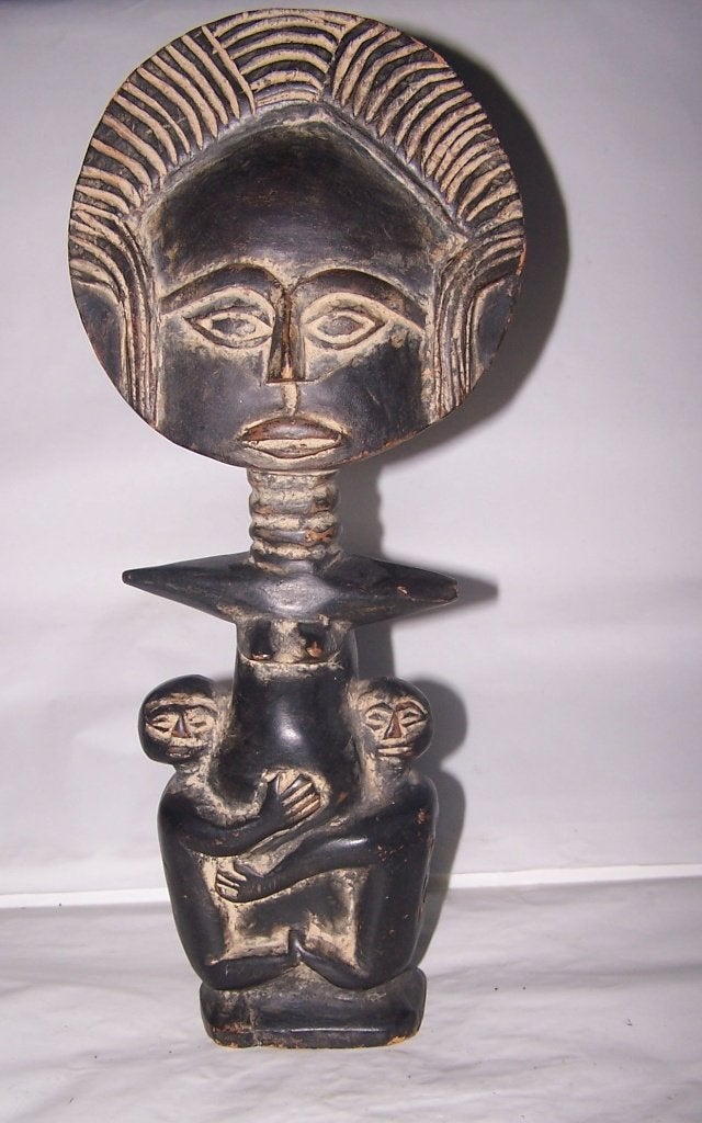 Mooie Akuaba pop. Vruchtbaarheid symbool Ashanti volk Ghana., Antiek en Kunst, Hout, Gesneden, Afrika, 35 cm