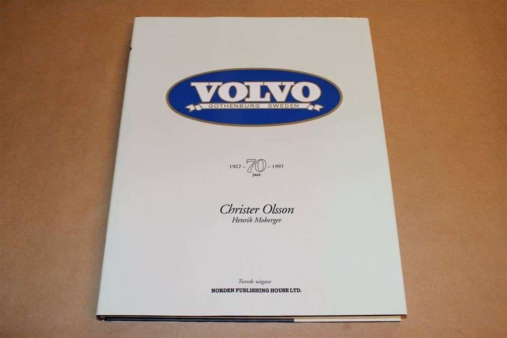 70 Jaar Volvo [1927-1997] —Jubileumboek met 500 Illustraties, Ophalen of Verzenden, Zo goed als nieuw, Volvo