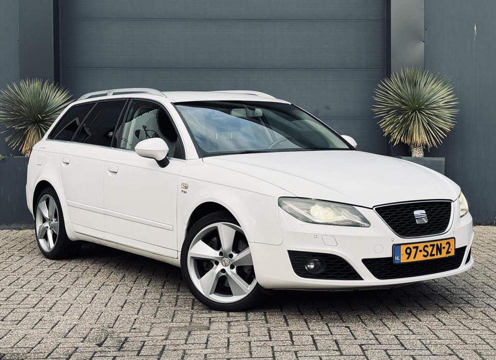 SEAT Exeo ST 2.0 TSI Style, Auto's, Seat, Euro 5, Gebruikt, Zwart, 4 cilinders