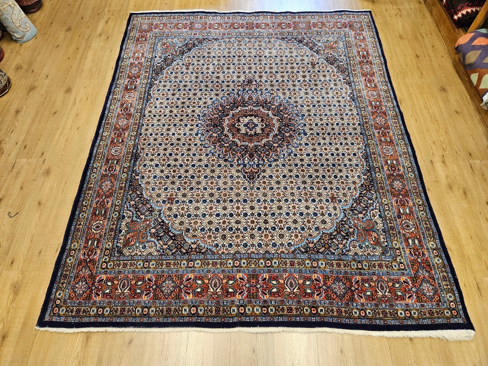 Vintage handgeknoopt perzisch tapijt moud 245x200, Info@SlatsAntiek.nl, Tweedehands, Perzisch, Crème