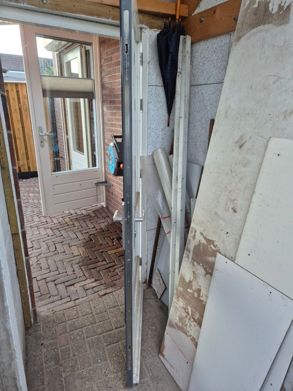 Houten buitendeur met 3-puntssluiting en glas, Ophalen, Gebruikt, Glas, Buitendeur