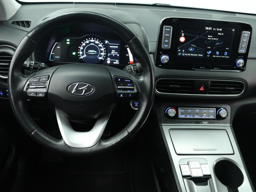 Hyundai KONA EV Premium 64 kWh | 1 Fase | Leder | Navigatie, Auto's, Hyundai, 12 maanden, 0 cilinders, Gebruikt, Zwart