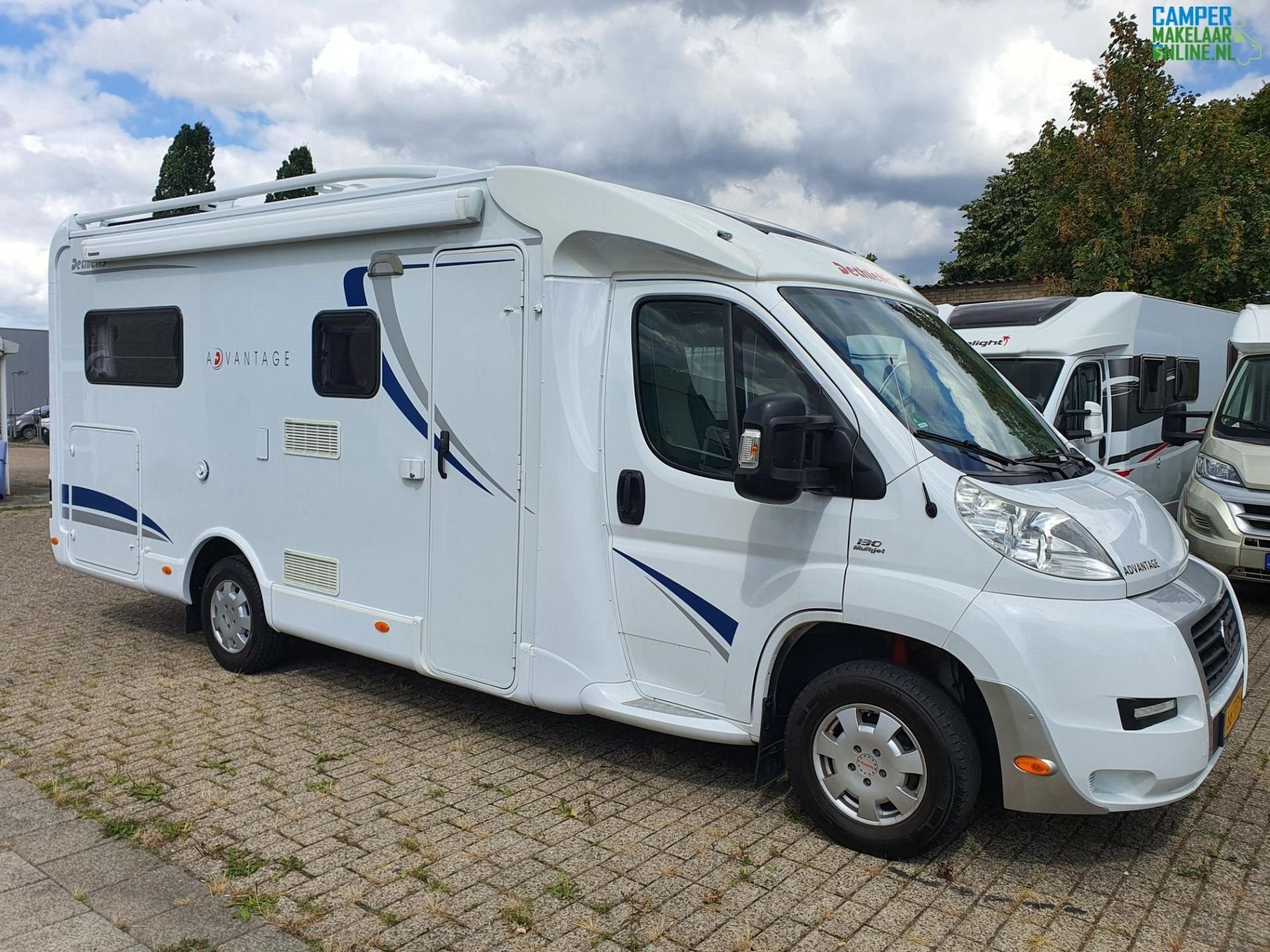 Dethleffs Advantage T6611 (2009) – Topstaat & Compleet, Ringverwarming, 6 tot 7 meter, Bedrijf, Half-integraal