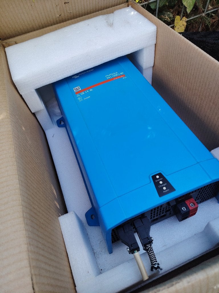 Te koop Victron multiplus omvormer 24/1600/40, Ophalen of Verzenden, Zo goed als nieuw, Overige typen