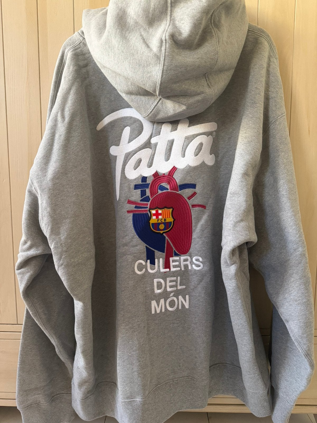 Nike x Patta FC Barcelona “Culers del Món” hoodie XXL, Ophalen of Verzenden, Zo goed als nieuw, Grijs