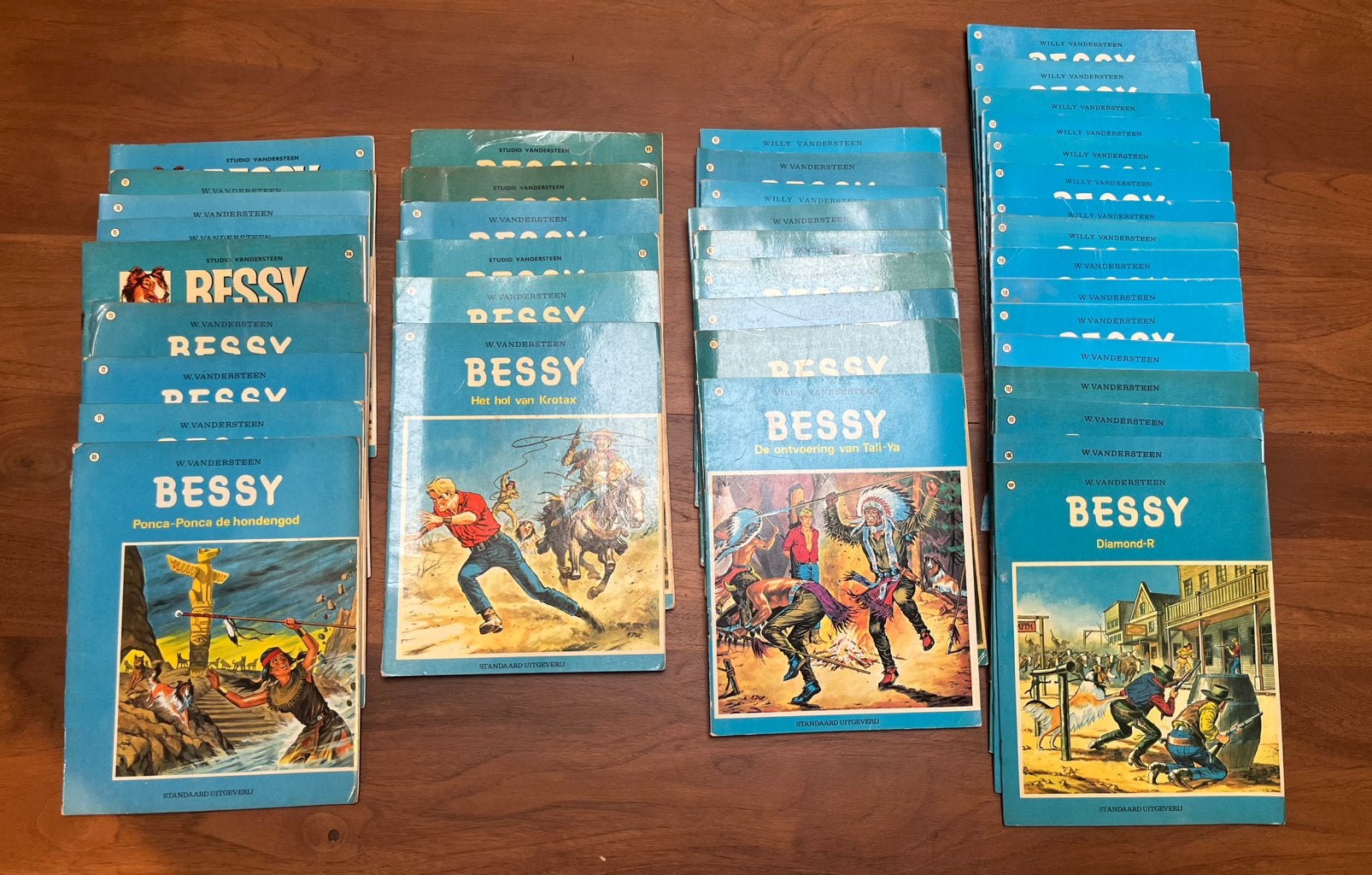 40 Bessy stripboeken 1971/1972, Ophalen of Verzenden, Gelezen