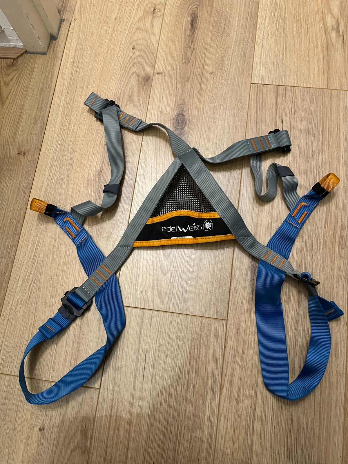 Edelweiss klimgordel voor kinderen (tot 9 jaar / 1.40m), Ophalen of Verzenden, Gebruikt, Klimsport-accessoire