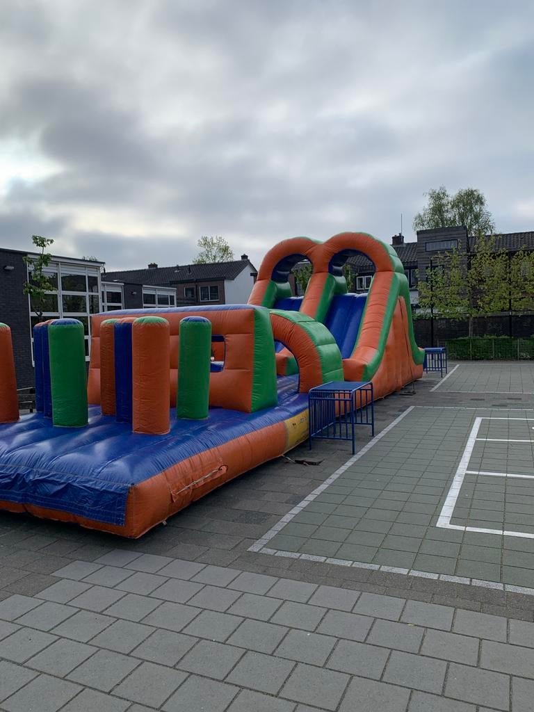 Grote opblaasbare stormbaan met glijbaan, Ophalen of Verzenden, Gebruikt
