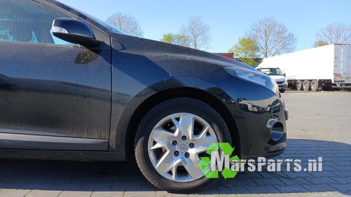 Scherm rechts-voor van een Renault Megane, Gebruikt, -, Renault, -