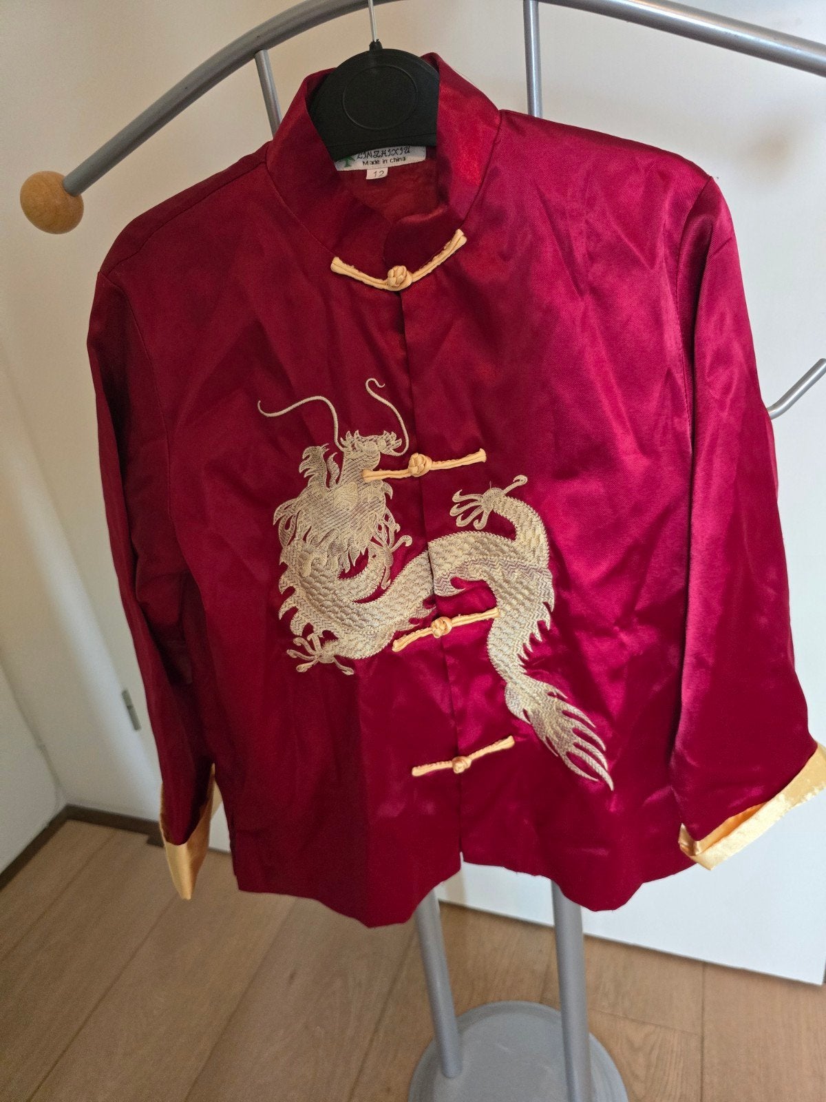 Chinees kostuum rood met draak 8-12 jaar, Ophalen of Verzenden, Zo goed als nieuw, Onbekend, Jongen of Meisje