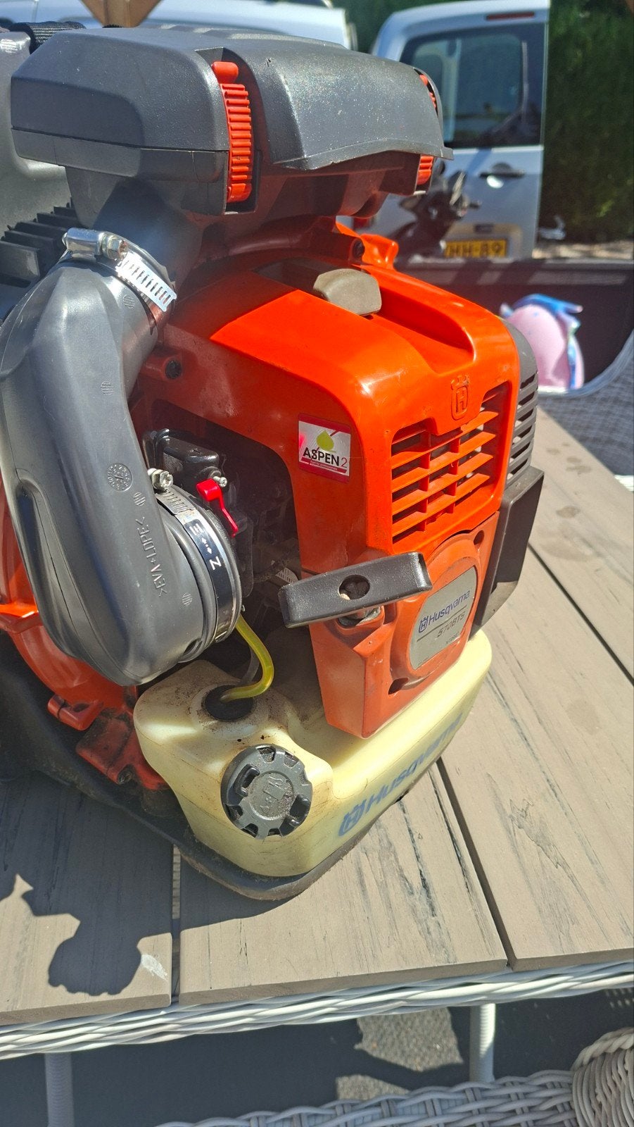 Husqvarna 570BTS Bladblazer - Krachtig en Comfortabel, Tuin en Terras, Bladblazers, Ophalen, Benzine, Gebruikt, Ruggedragen