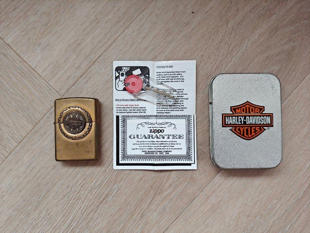 Vintage Zippo Harley-Davidson Tire Engine – 1997, Verzamelen, Ophalen, Zo goed als nieuw, Aansteker