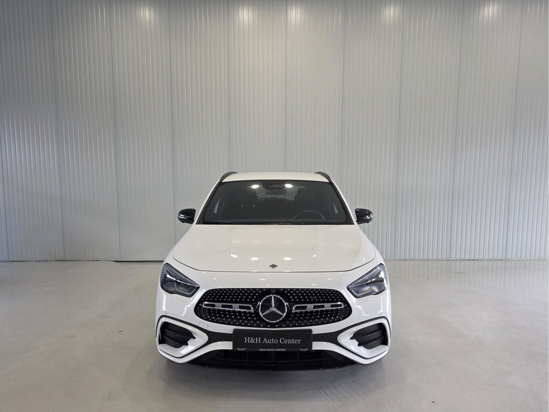 Mercedes-Benz GLA 200 AMG Line |CAMERA|CARPLAY|Sfeerverlicht, Auto's, Dealer onderhouden, Wit, Bedrijf, 165 pk