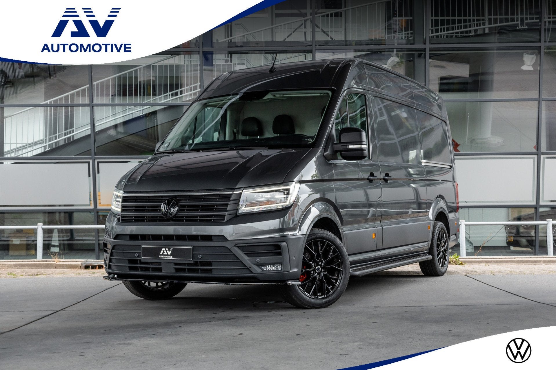 Volkswagen Crafter 2.0 TDI 177 PK L3H3 Highline | DSG | L+R, Auto's, Stof, Gebruikt, Zwart, 4 cilinders