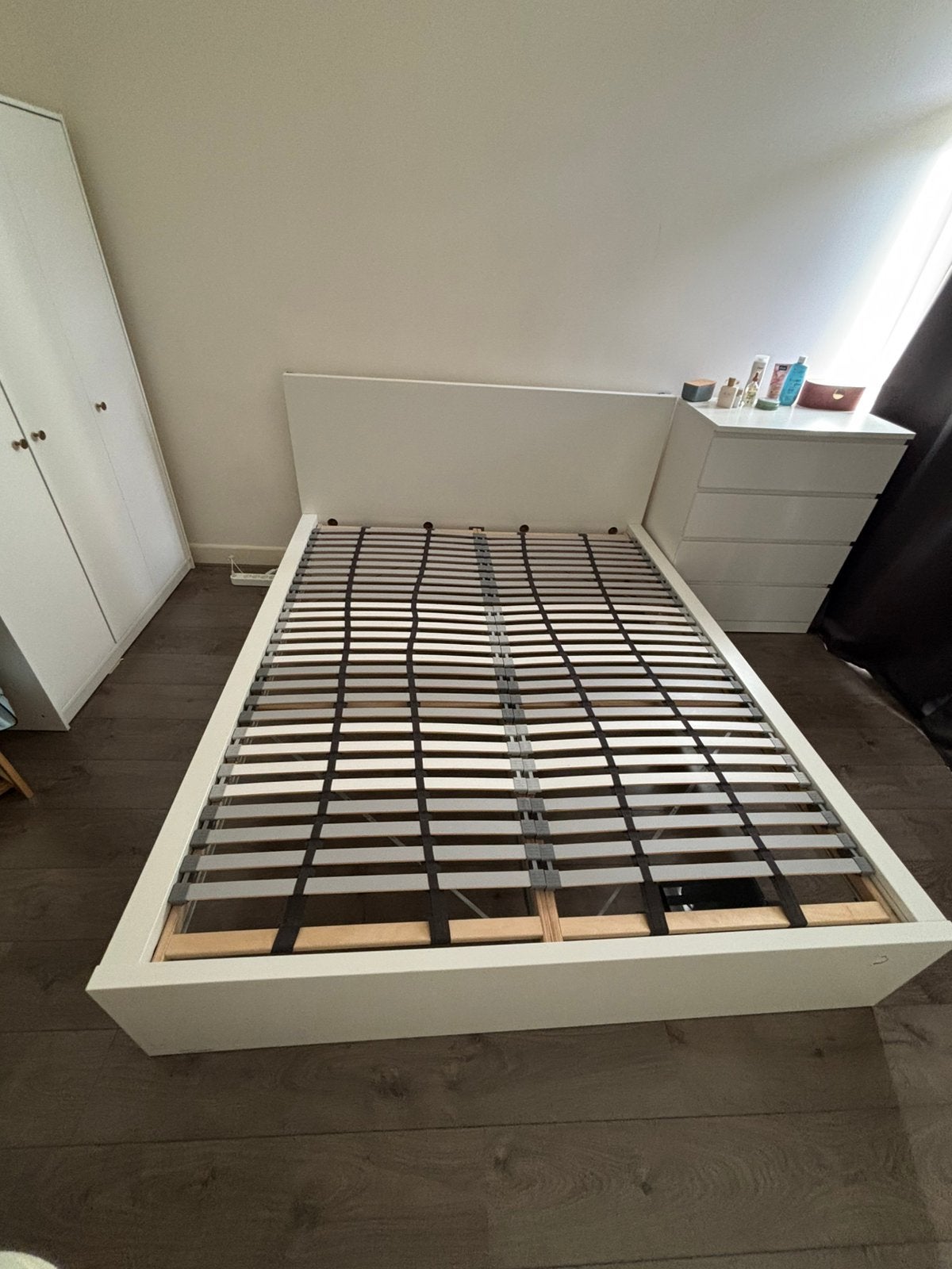 Ikea MALM bed 160x200 *without lattenbodems*, Ophalen, Wit, Tweepersoons, Zo goed als nieuw