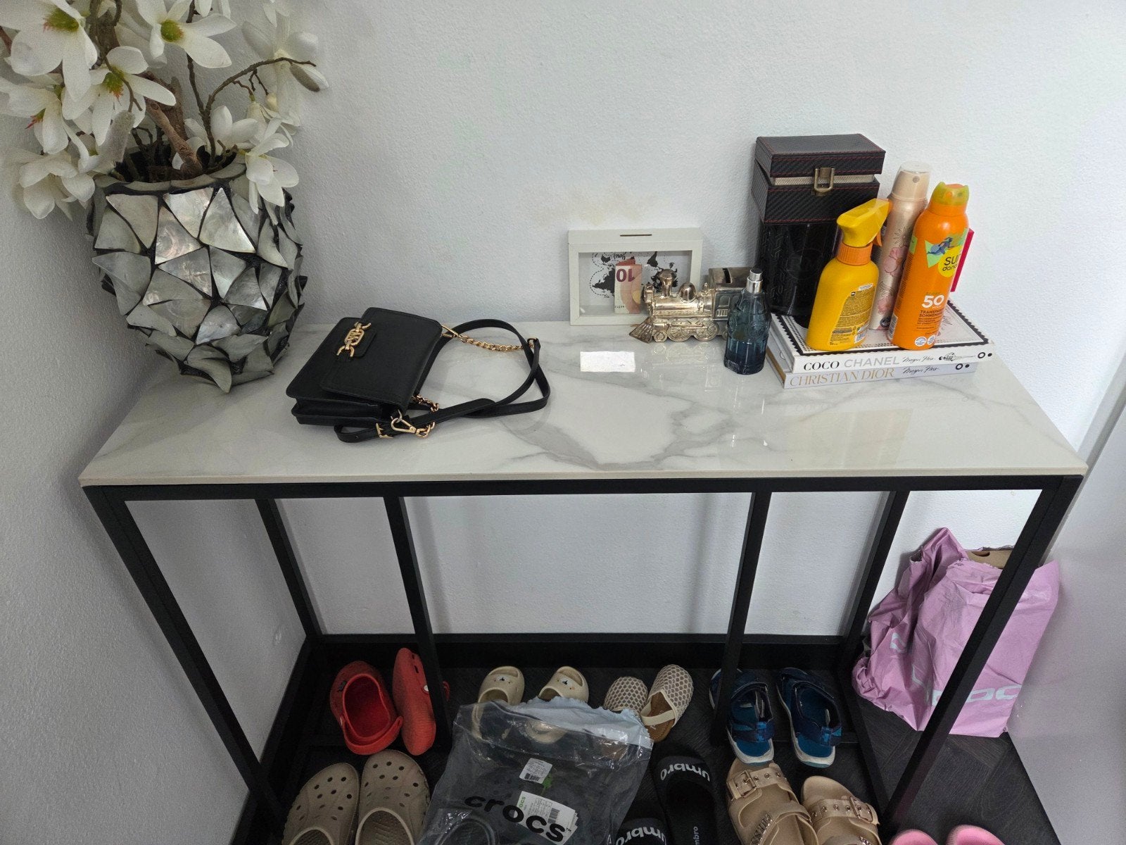 Marmeren look tafeltje (hal/hang), Ophalen, 50 tot 100 cm, Rond, Zo goed als nieuw