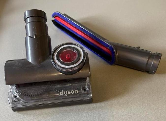 Dyson zuigmondstukken, Witgoed en Apparatuur, Stofzuigers, Ophalen, Zo goed als nieuw, 1200 tot 1600 watt, Overige typen